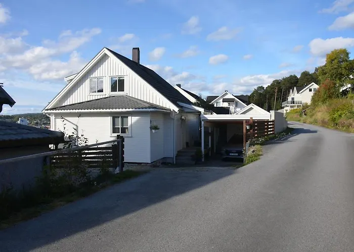 House With Amenities For Rent