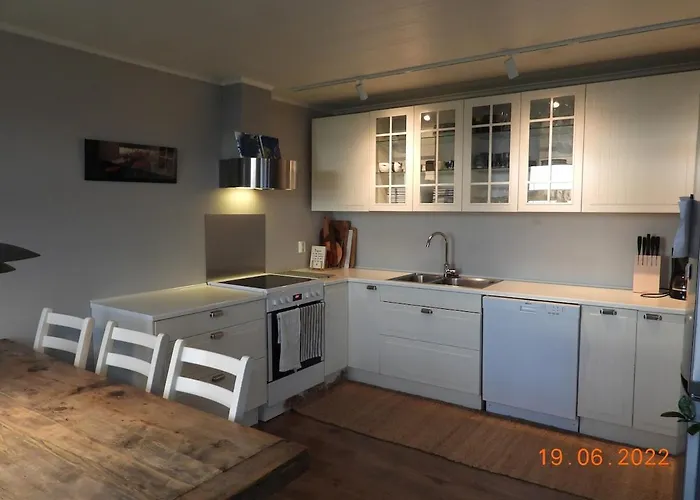 度假居 House With Amenities For Rent *